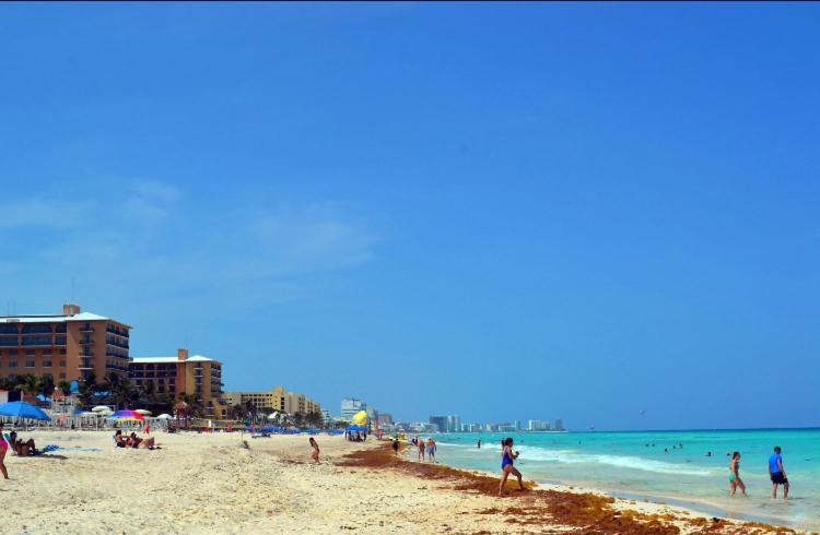 Large House - Walking To Beach - 10 Guests! Cancun Exterior photo